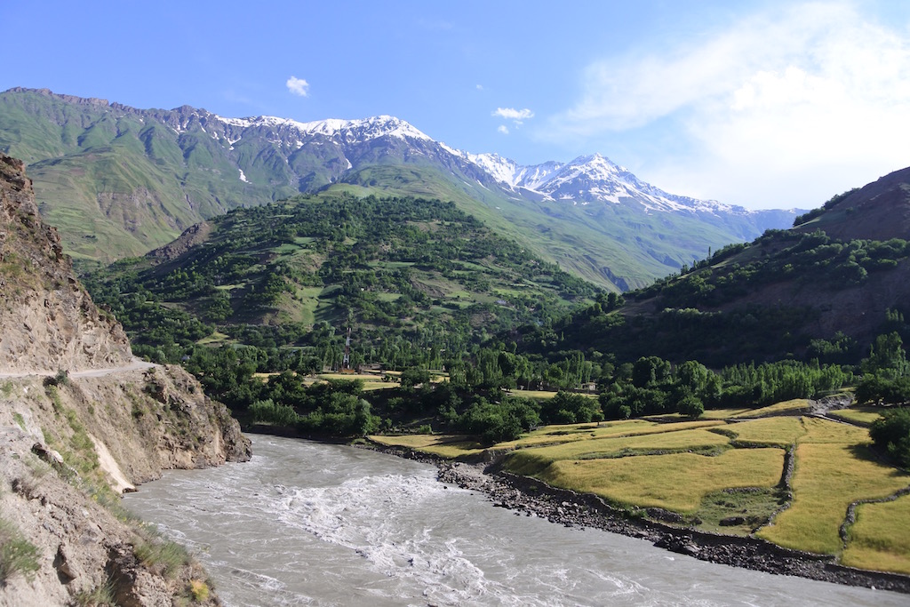 Crossing the Pamir (Tajikistan-Kyrgyzstan)