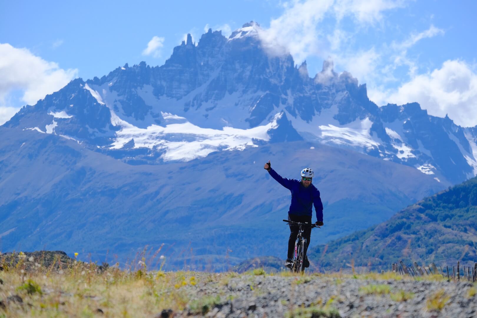 Travesia longitudinal de la Patagonia.