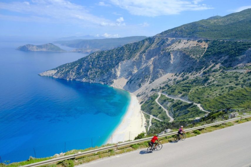 Isole della Grecia: alla scoperta di spiagge, montagne ed un fiume mitologico, con paesaggi da sogno!