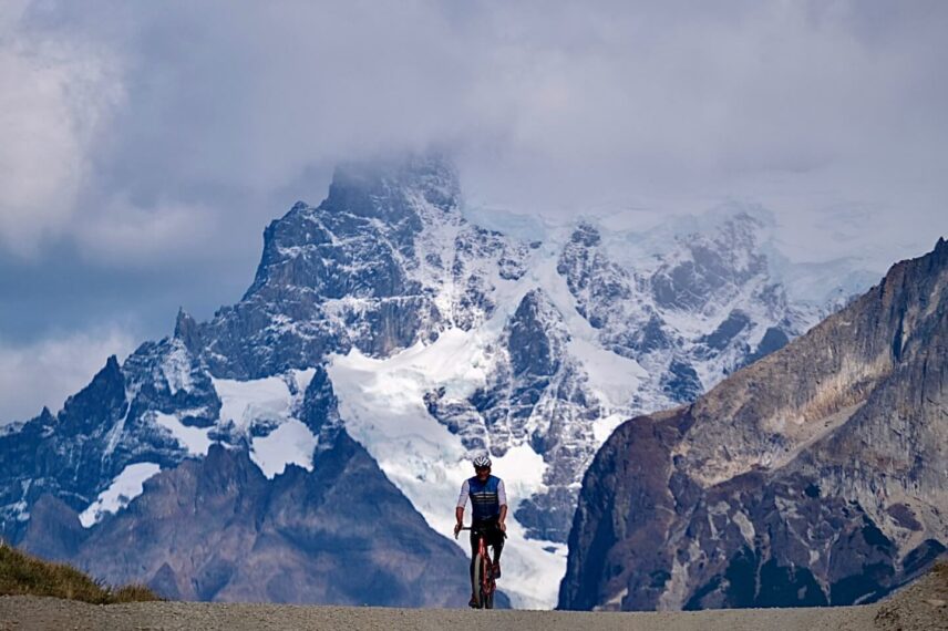 thelongitudinalcrossingofpatagoniagravel02 Patagonia Biking